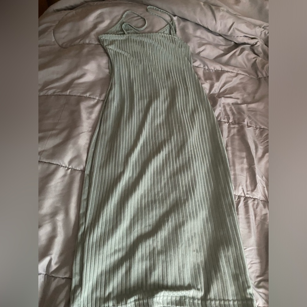 MINT GREEN DRESS 💚 - Picture 5 of 5